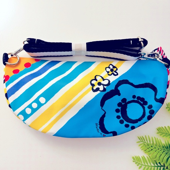 BRIGHTON Graffiti Colorful Love Cross Body Belt Bag NWT - Picture 4 of 13